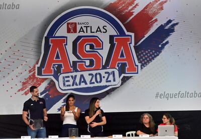 Bruno Zanotti Cavazzoni (39 años) y Camila Pirelli (33), anoche en el sorteo.