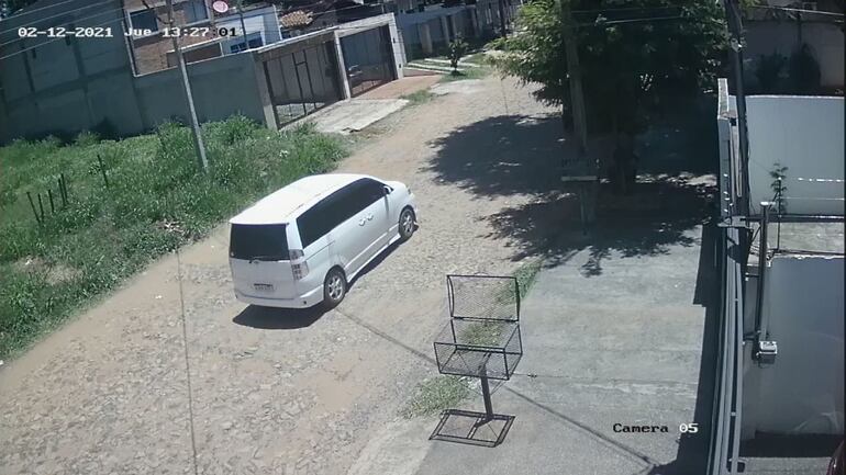 Captura de imágenes de seguridad del 2 de diciembre, cuando cometió un caso de hurto domiciliario.