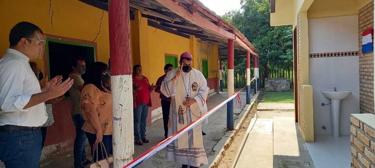 /pf/resources/images/abc-placeholder.png?d=2414