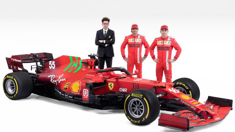 La escudería Ferrari, de la mano de Carlos Sainz y Charles Leclerc, buscarán nuevamente poner al equipo del "cavallino rampante" en los mejores lugares del podio en 2022.