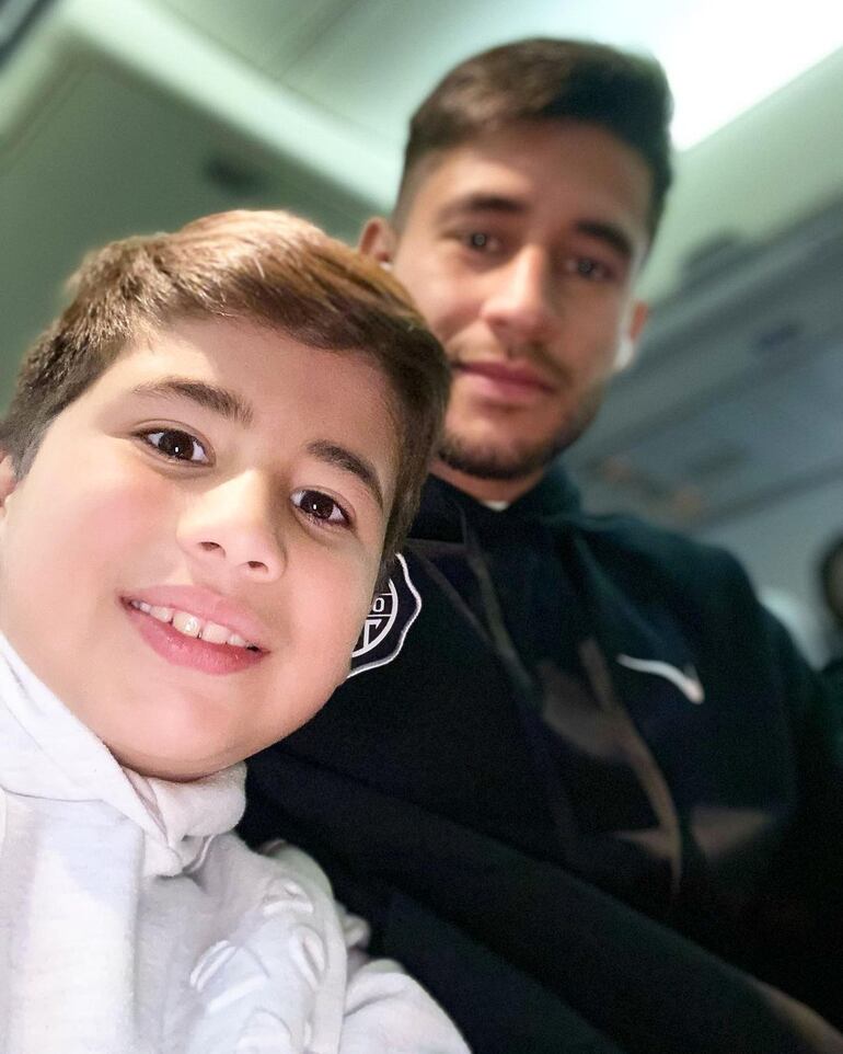 Tito Torres con su hijo mayor, Elías. (Instagram/Iván Torres)