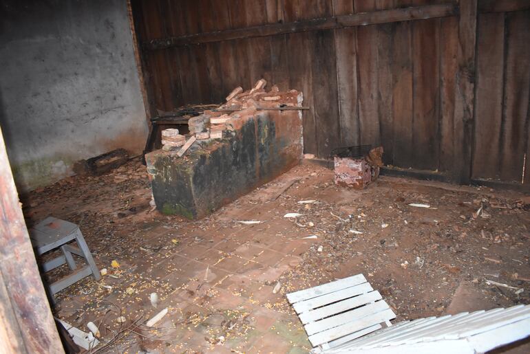 Esta parte corresponde a la cocina de la institución policial de la colonia Oñondivepá