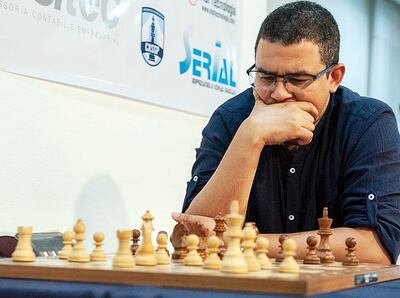 El GM, con bandera paraguaya, Neuris Delgado, quien reside en el Brasil.