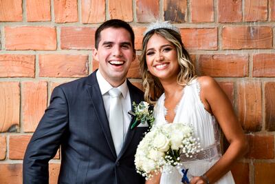 Muy enamorados, Fabricio y Jazmín se casaron.