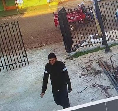 Los investigadores buscan identificar a los autores del hurto mediante la grabación del circuito cerrado.