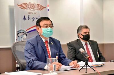 El titular de Dinac, Ing. Félix Kanasagua (iz), y Douglas Cubilla.