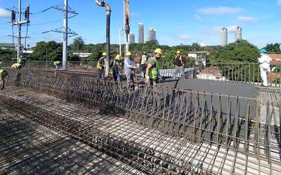 Obras del viaducto de 460 metros culminarán en 15 días, pero todavía no se habilitará al tránsito.