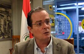 Dr. Miguel Carter, investigador (*).