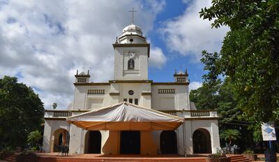 Templo parroquial donde se concentran las celebraciones eucarísticas con cumplimiento del protocolo sanitario.