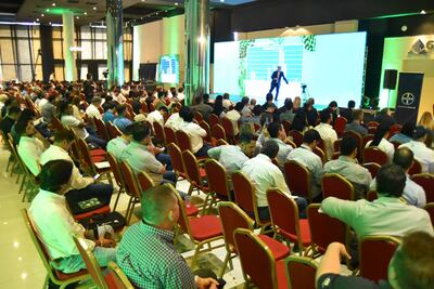 400 participantes tuvo el Simposio de Sanidad de Soja, en donde se puso mucho énfasis en las enfermedades que se están presentando y también en los métodos de control más efectivos.