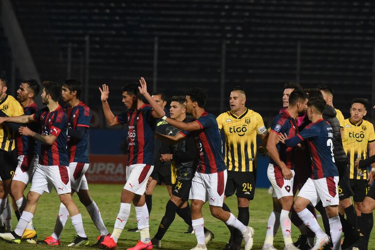 Gustavo Machado 13-08-2020 DeportesCerro Porteño vs Guarani en la Nueva Olla