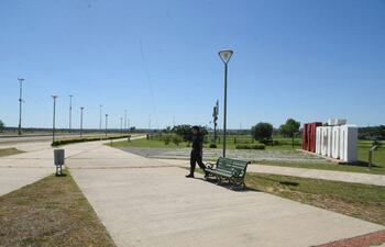 El cielo permanecerá escasamente nublado durante este martes.