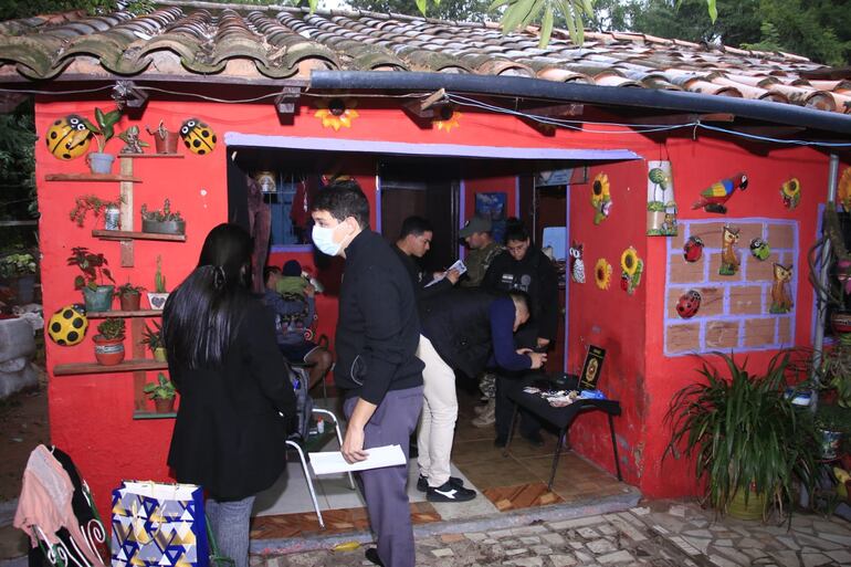 Vivienda allanada por la Senad.