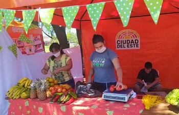 Las actividades buscan impulsar a los pequeños emprendedores de los diferentes barrios de Ciudad del Este.