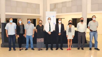 Nuevas autoridades de la Federación Paraguaya de Atletismo, con Gerardo Acosta (c) como titular.