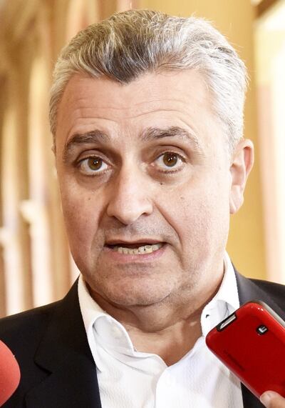 Juan Ernesto Villamayor.