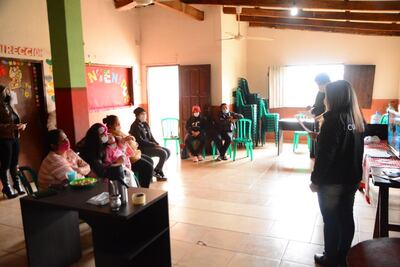 El taller se llevó a cabo este martes en el centro comunitario Santísima Trinidad del barrio San Miguel.