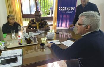 Familia denuncia abandono estatal tras asesinato de jóvenes alambradores en Yby Yaú.