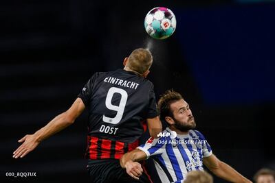 Eintracht derrotó al Hertha Berlín.
