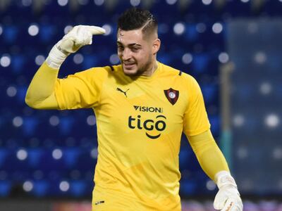 Jean Paulo Fernandes tuvo intervenciones importantes frente a Libertad.