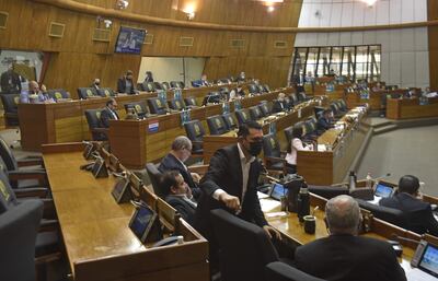 Diputados analizará en la sesión ordinaria de la fecha el proyecto de ley que guarda los cargos de funcionarios públicos que son electos como autoridades.