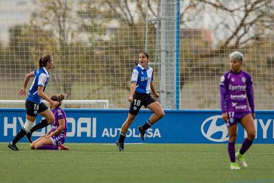 Lice Chamorro, 22 años, celebra su gol para el Alavés.