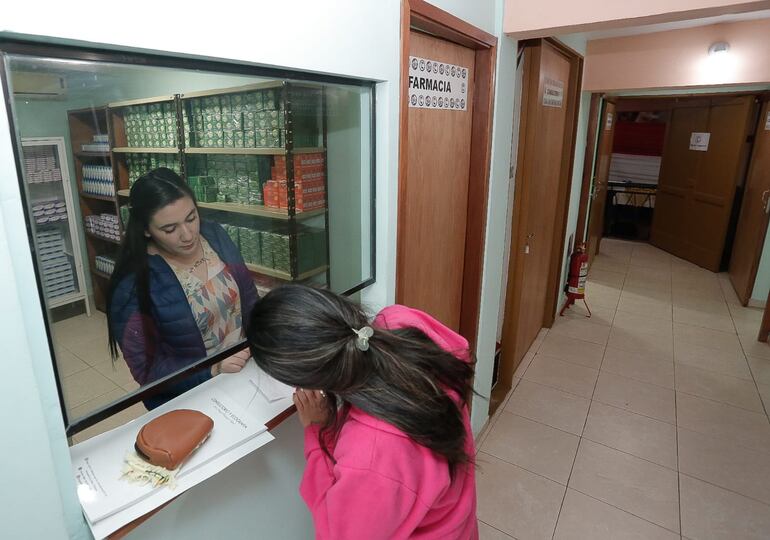 El local está ubicado sobre Mariscal Estigarribia casi padre Gueto, ex UPV Chaco.