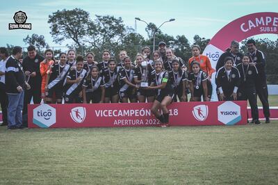 Olimpia, en la Sub 18, se quedó con el título de vice campeón.