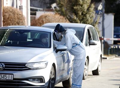 Imagen de referencia, ste viernes, desde el Ministerio de Salud informaron que sigue en descenso el índice de casos positivos, así como de fallecidos, a nivel país.