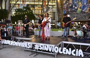 Bianca Orqueda en el escenario.