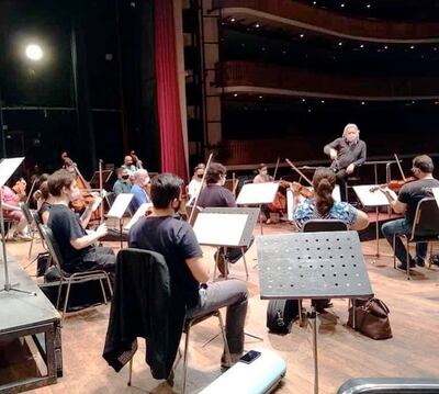 Ensayo en modo covid, como preparativo para el concierto de esta noche en el Municipal.