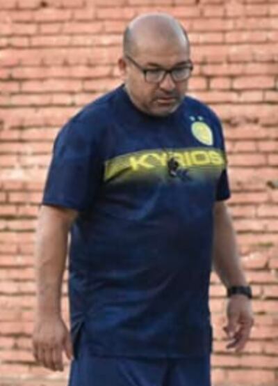 Profesor José Sánchez, DT de la selección de Caacupé.