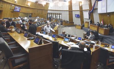 Ayer varios diputados participaron de forma presencial en la sesión ordinaria de Diputados.