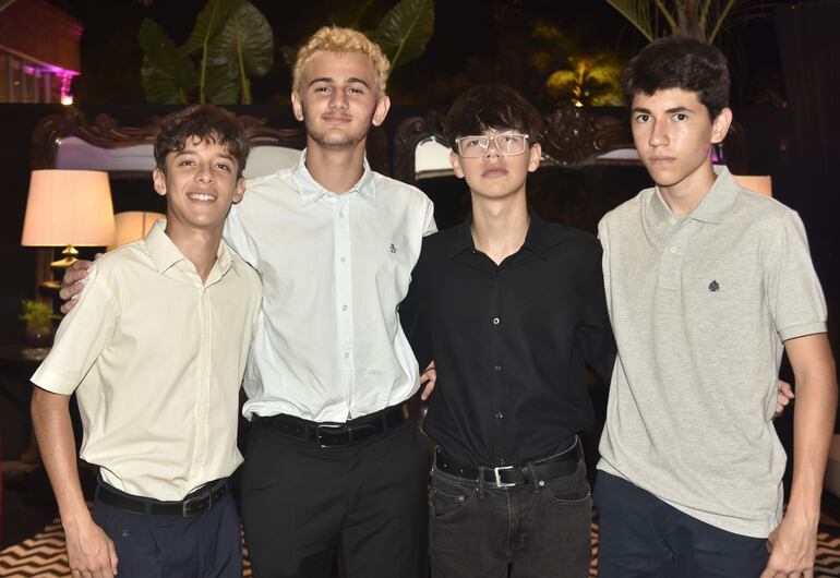 Ariel Rojas, Benjamín Bogarín, Fabrizio Amarilla y Santiago Escobar.