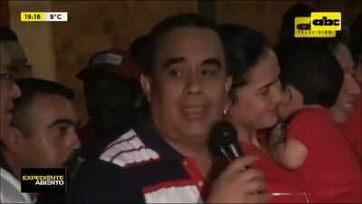 Roberto Cárdenas, exintendente de Lambaré (c).