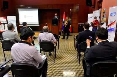 César Izquierdo Saucedo presentó a representantes de gremios y de instituciones públicas las herramientas creadas para concretar negocios.