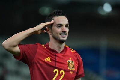 Pablo Sarabia celebra su gol desde el punto penal, que sirvió para la victoria 1-0 de España ante Grecia.