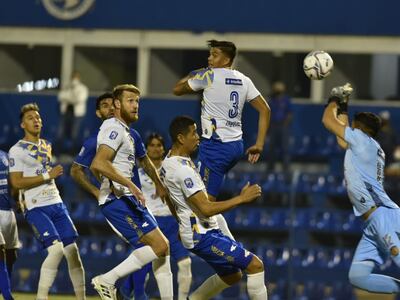 Sol de América y Sportivo Luqueño se enfrentan en un partido clave en Villa Elisa