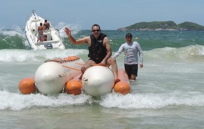 Óscar Santiago Ledesma Landaida difrutando de una de sus vacaciones en el Brasil. El funcionario municipal ostentó sus viajes a diferentes destinos turísticos a través de sus redes sociales.