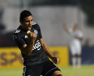 Hugo Fernández va de titular.