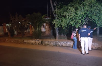 En este lugar dispararon a Ariel Gustavo Leiva Bogado. Llamó la atención la saña con que actuó el delincuente, que gatilló dos veces y en la segunda oportunidad hirió mortalmente a la víctima.