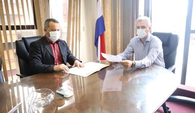 Eduardo  Sánchez presenta  denuncia contra juezas ante el presidente del JEM, Enrique Bacchetta.