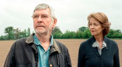 Tom Courtenay y Charlotte Rampling en una escena de la película dramática “45 años”.