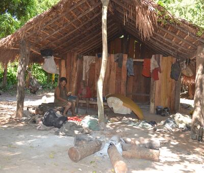 El mejor programa social es crear empleo. A los pobres no se les saca de su situación dándoles el pescado, sino enseñándoles a pescar. Especuladores del Gobierno buscan planes sociales para administrar el dinero.