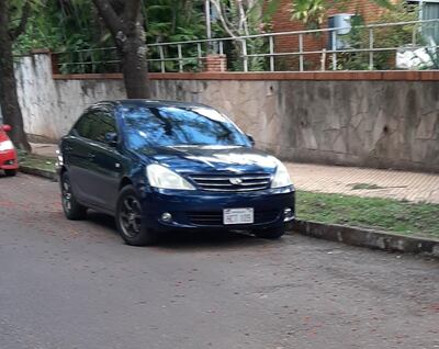 Fotografía del vehículo robado.