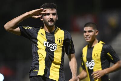 Fernando Román anotó el primer gol de Guaraní