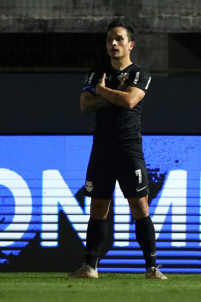 Artur, autor del único gol del juego de vuelta, celebra de así
su conquista y el pase a “semis” de la Sudamericana. (EFE)
