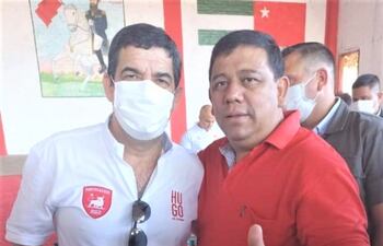 El vicepresidente de la República Hugo Velázquez, en compañía del designado cónsul Inocencio Cuevas Ruíz Díaz