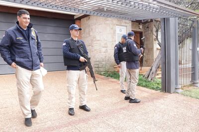 Allanamiento a una  vivienda ubicada en Asunción, en el marco de las investigaciones llevadas adelante por el atentado sufrido por José Carlos Acevedo, intendente de Pedro Juan Caballero.