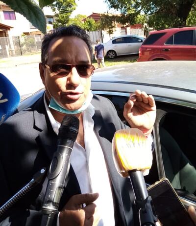 Hugo Javier González (ANR-cartista),  sindicado por participar en un cumpleaños y organizar fiestas en la Gobernación de Central.